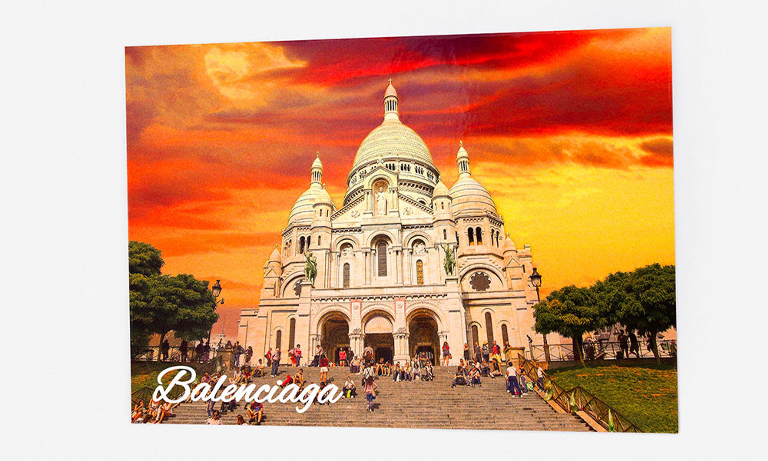 balenciaga souvenirs shop