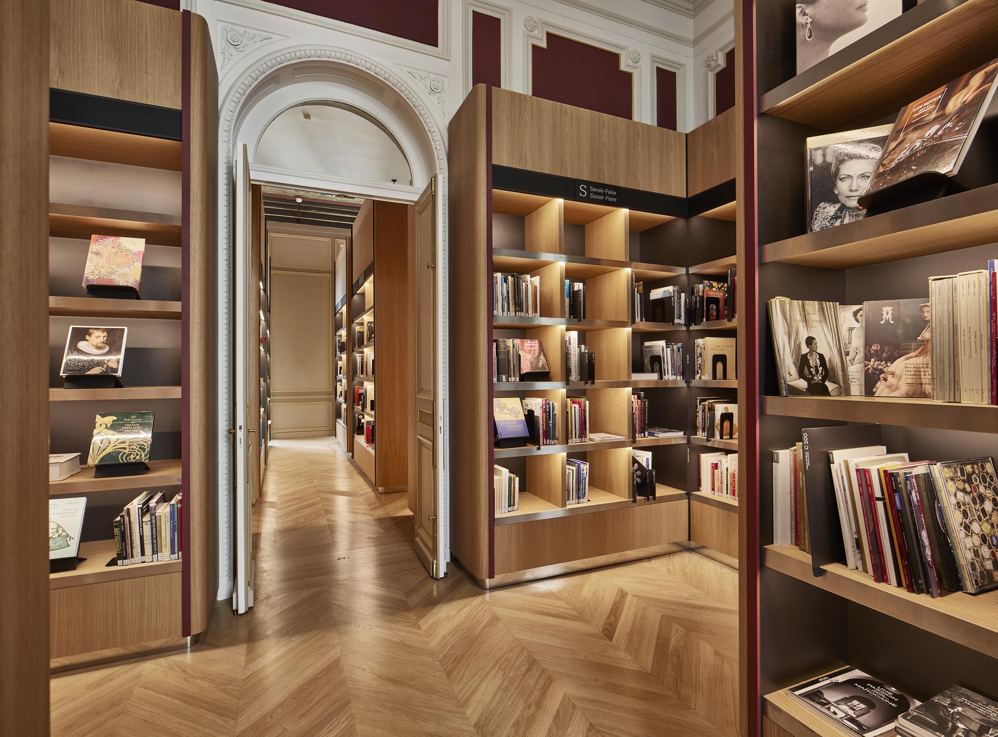 bibliotheque de l'ecole des arts joailliers paris