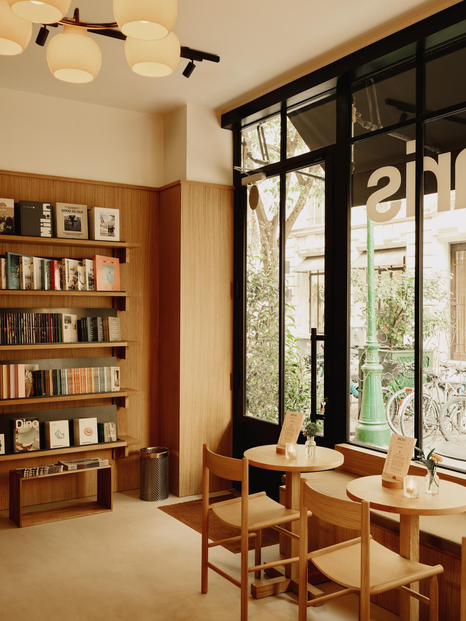 monocle adresse paris