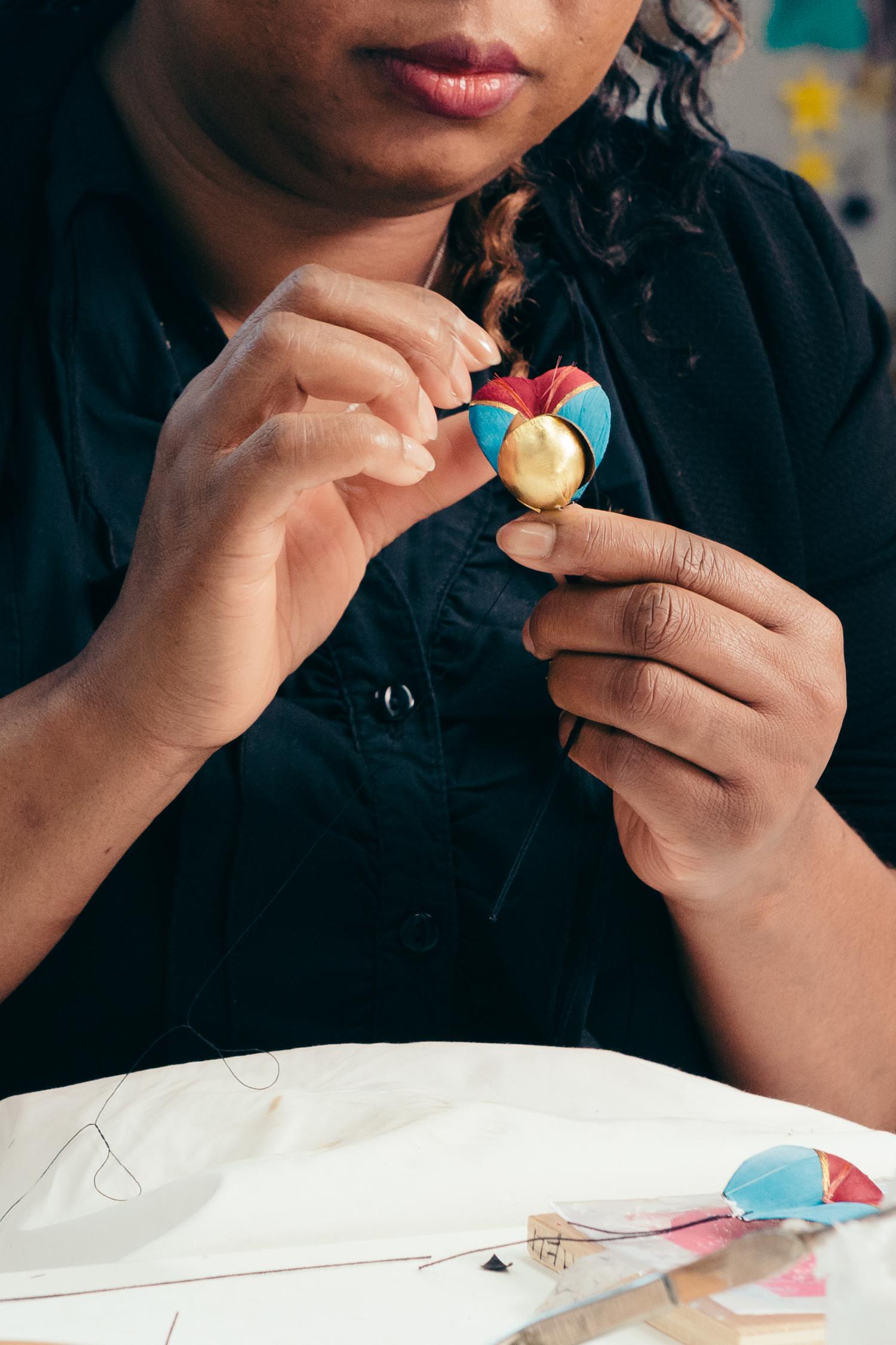 mains d'avenir, les journ&eacute;es des m&eacute;tiers d'art du 19m - chanel- evenement luxe 2024