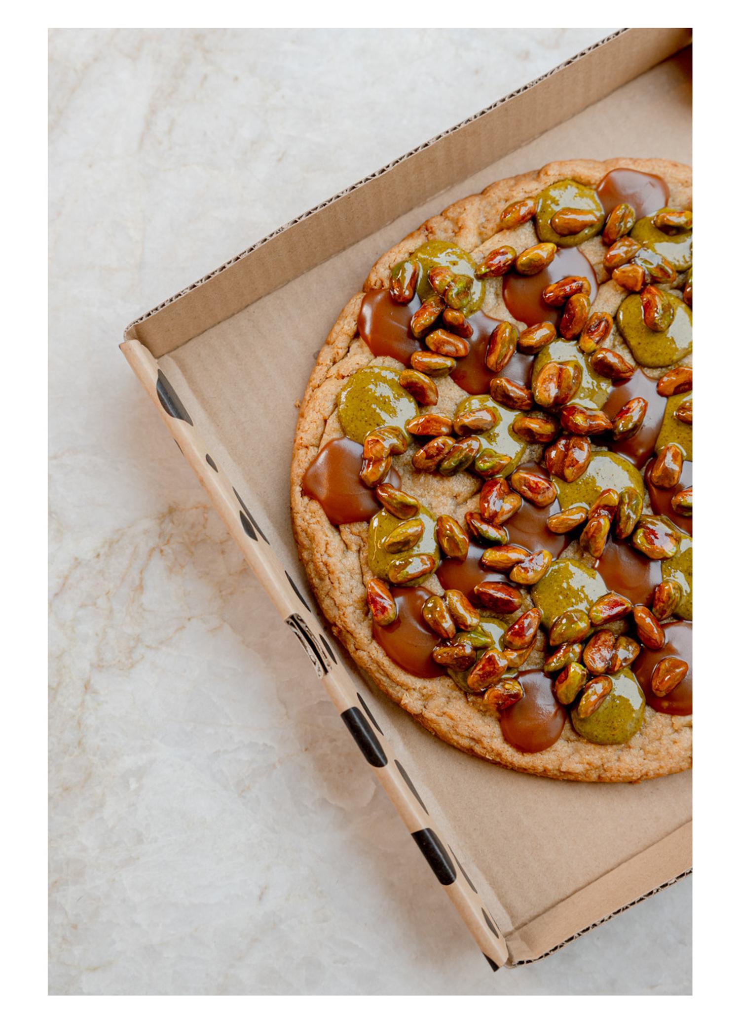 cookie pizza cedric grolet caf&eacute;