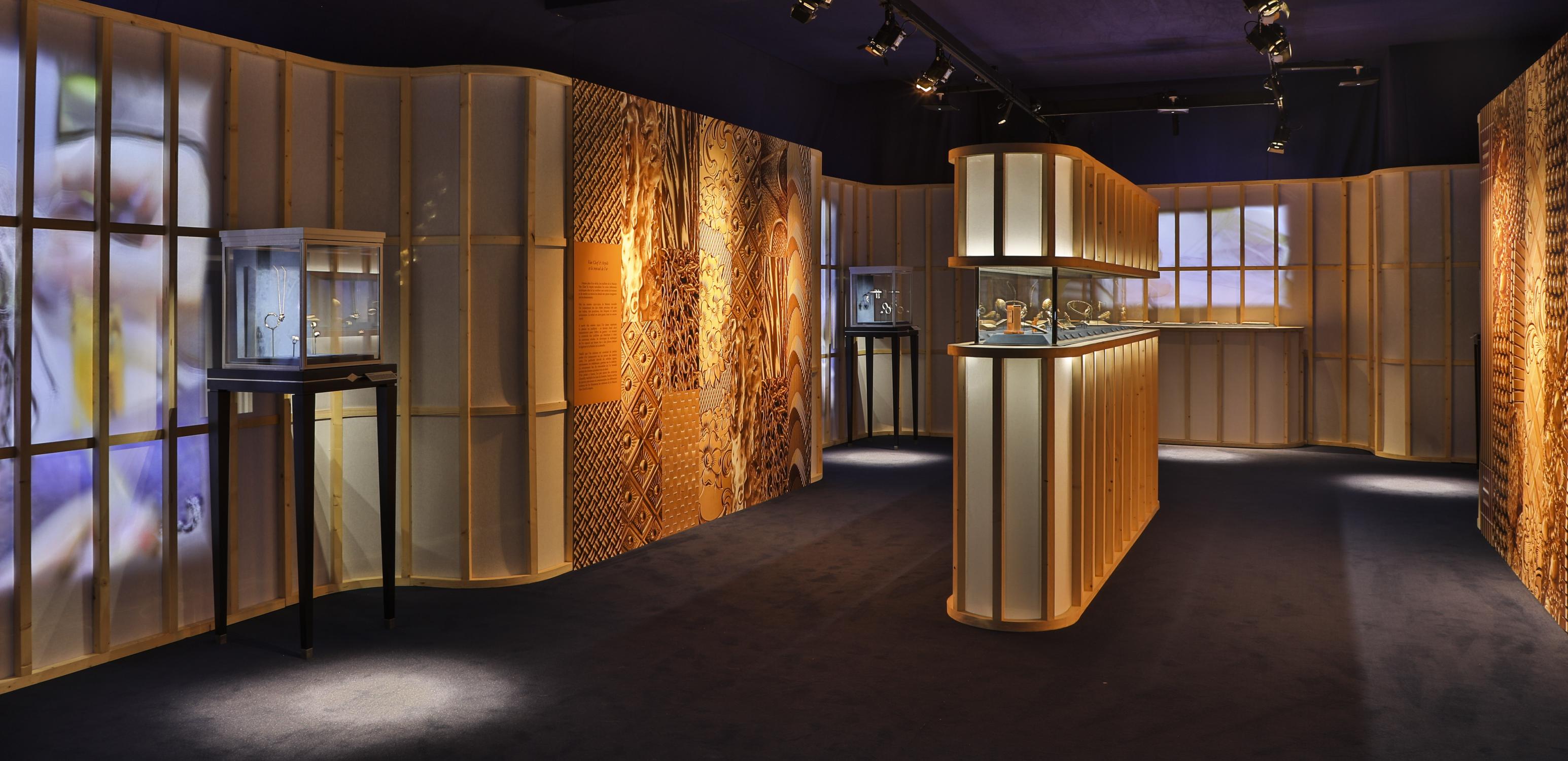 exposition van cleef and arpels &agrave; Lyon novembre 2023