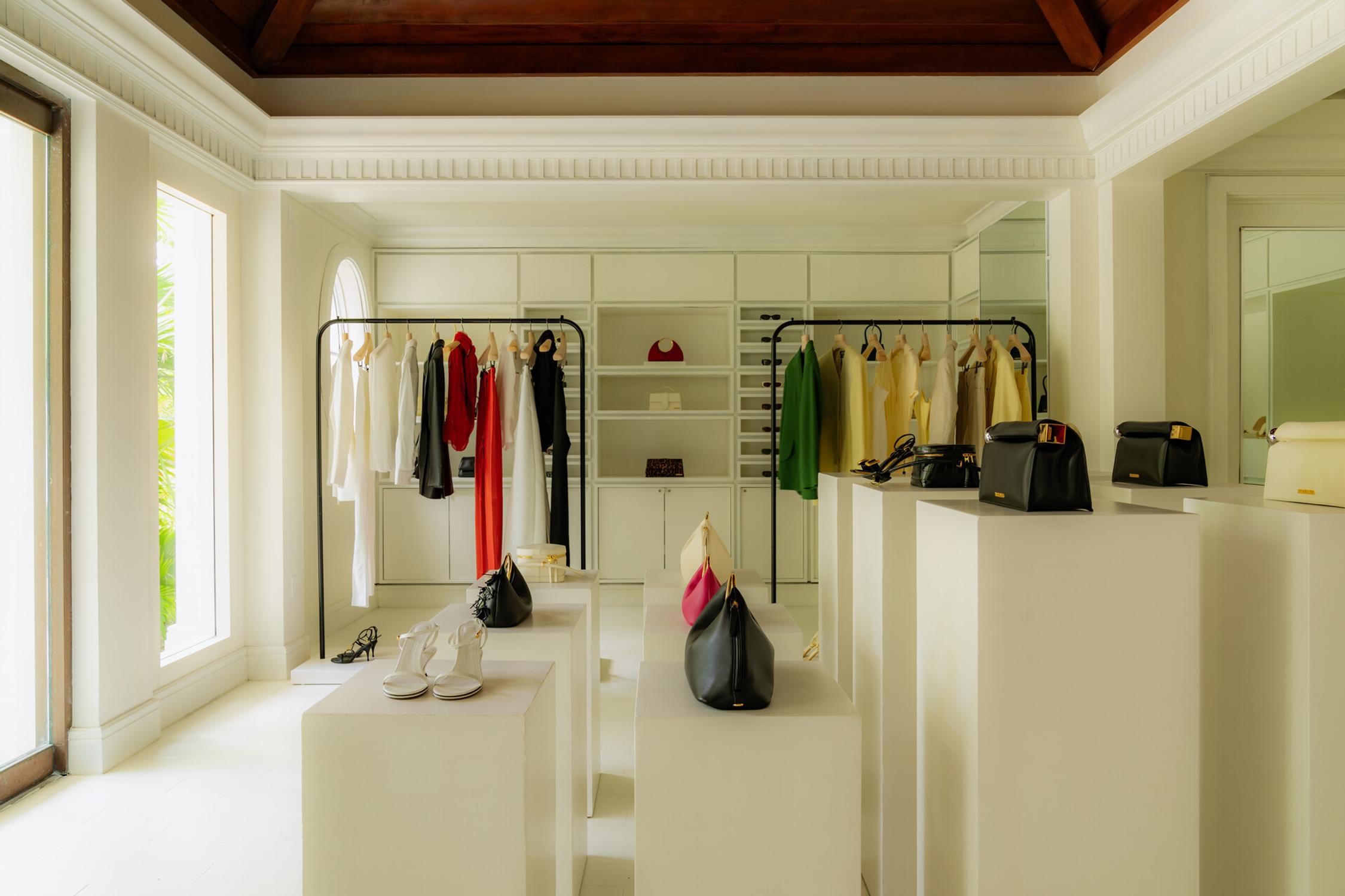 jacquemus bahamas nouvelle boutique