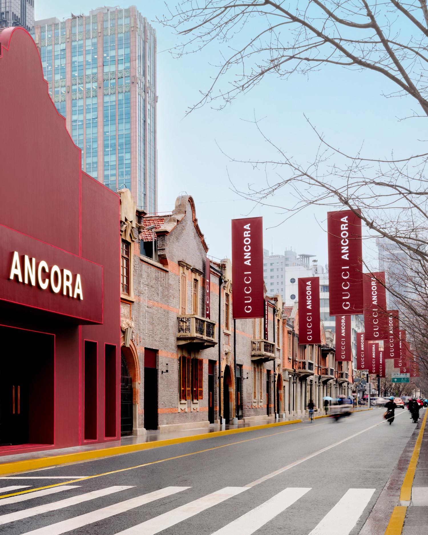 gucci pop up ancora chine