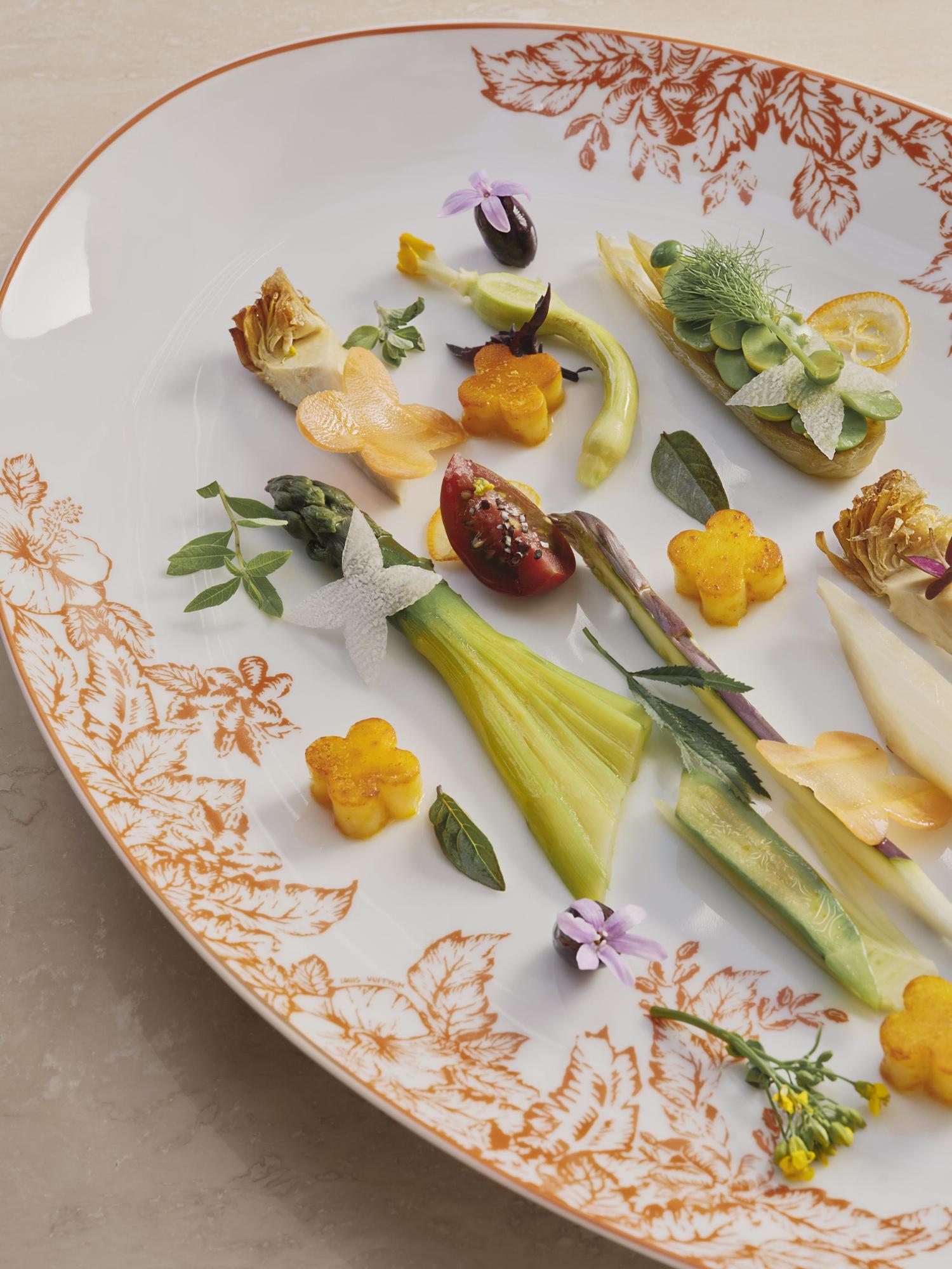 plat restaurant louis vuitton saint tropez