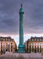 Le groupe de luxe Kering cède une participation majoritaire dans trois de ses immeubles parisiens