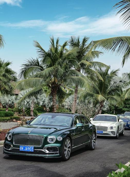 Boosté par l'hybride, l'Amérique et la Chine, Bentley Motors termine l'année 2021 à +31% de croissance.