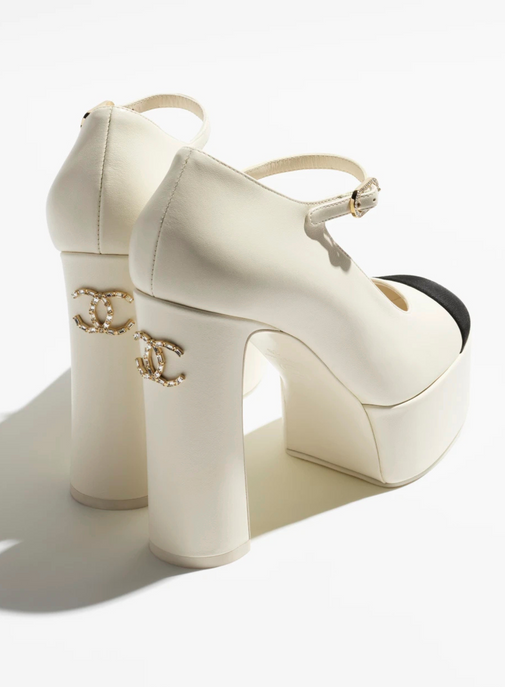 Chanel renforce ses activités chaussures avec Grey Mer