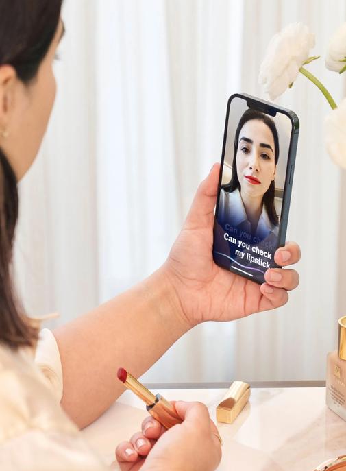 Estée Lauder Companies lance une application beauté pour les personnes malvoyantes.