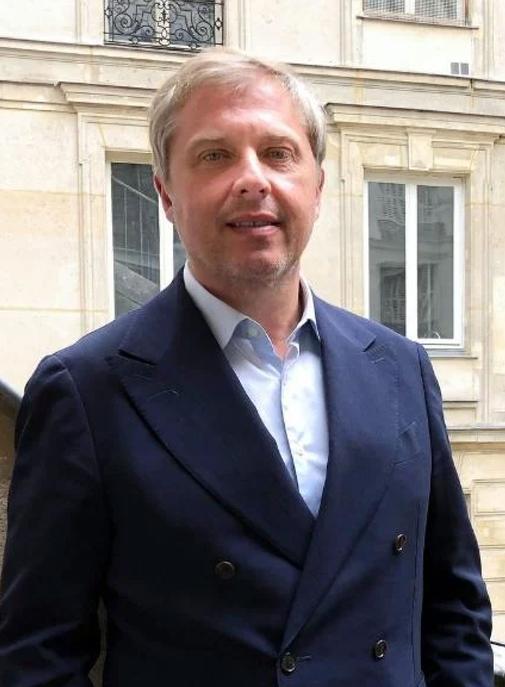 Les contrefaçons ne se limitent plus aux produits de mauvaise qualité mais cherchent désormais à imiter parfaitement l’expérience du luxe