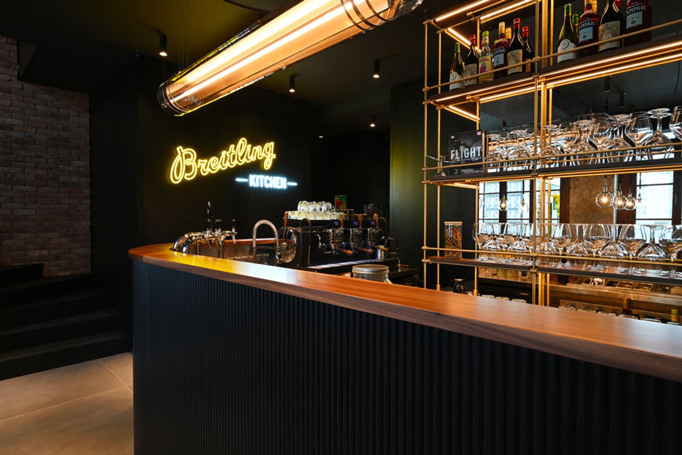 breitling restaurant geneve nouveaut&eacute; 2023